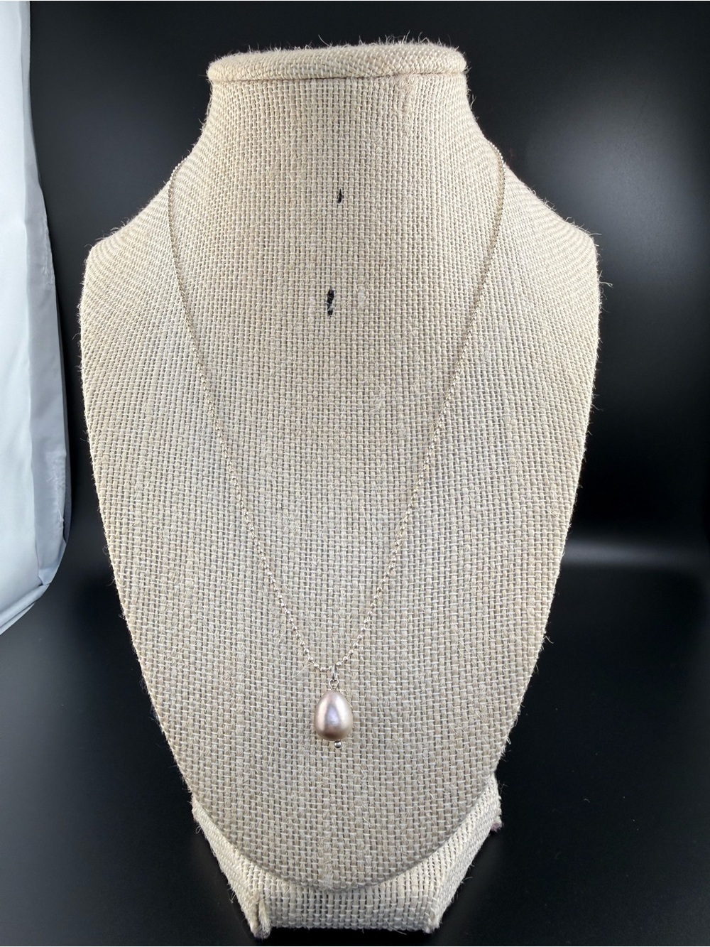 Classic Teardrop Pearl Pendant Necklace - Pink